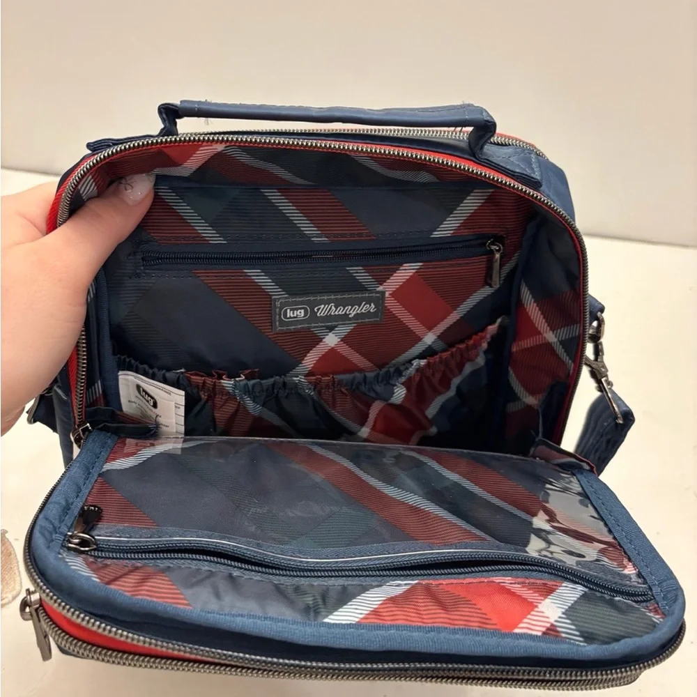 Lug Medium Cargo Crossbody with Built-In Wallet -Wrangler